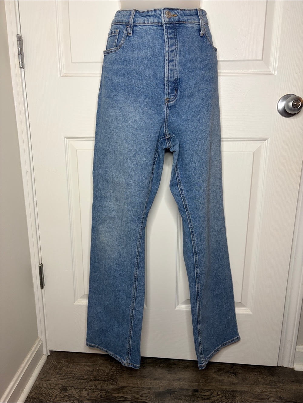 Old Navy Kicker Bootcut Jeans Womens 14 Extra High Rise Medium Wash Denim